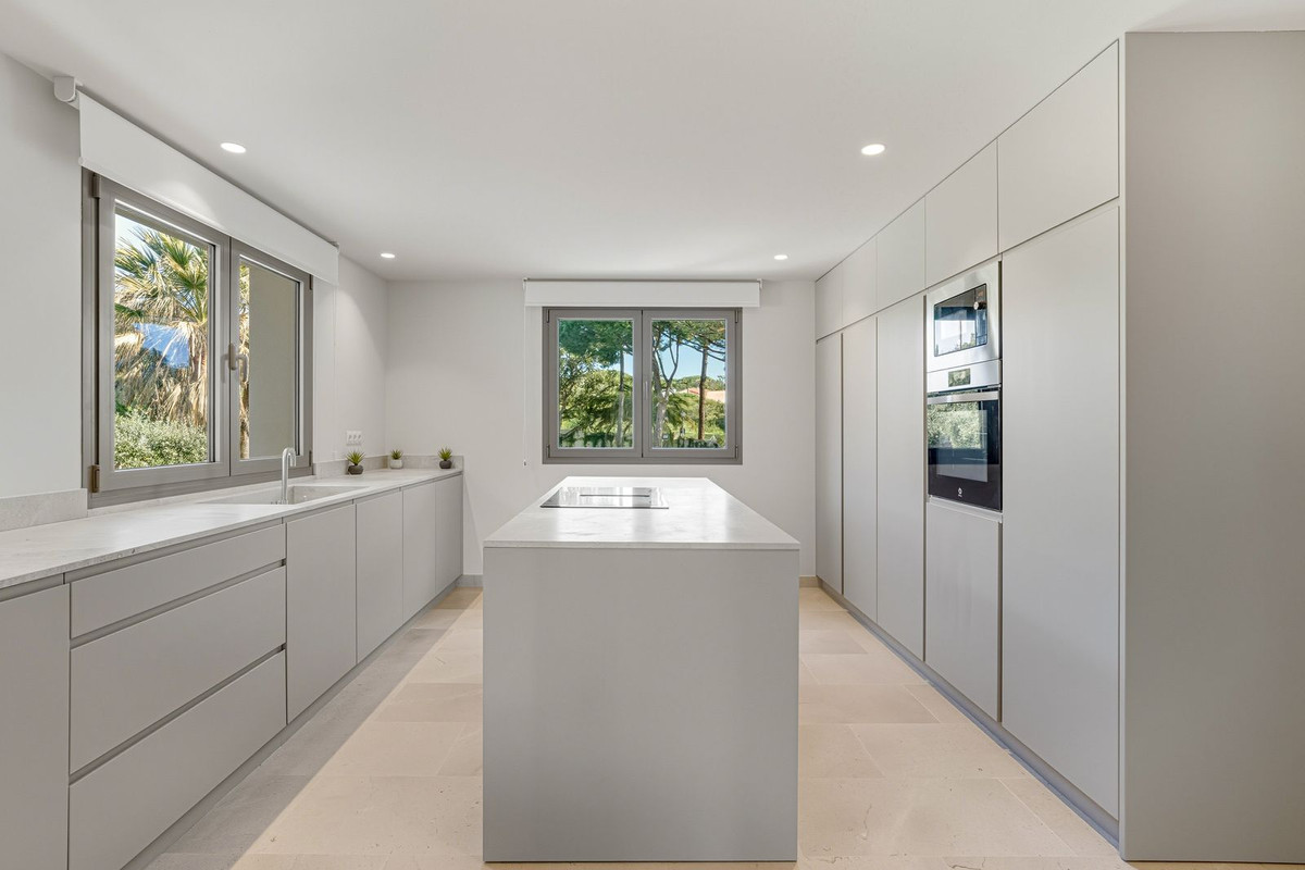 ea63bb7980916a04e32246c24aa48ea9 - 14