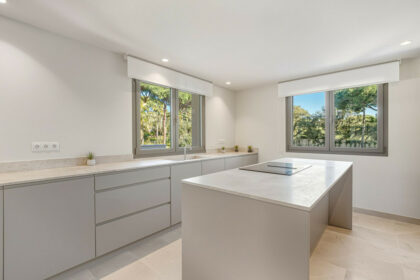 ea63bb7980916a04e32246c24aa48ea9 - 15