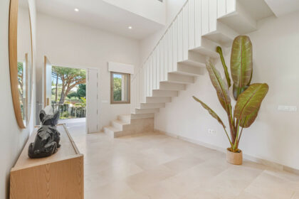 ea63bb7980916a04e32246c24aa48ea9 - 24