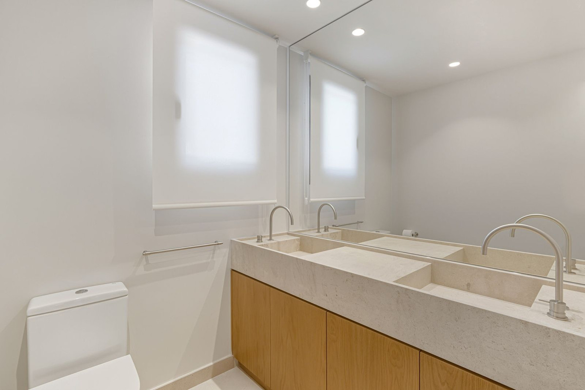 ea63bb7980916a04e32246c24aa48ea9 - 32