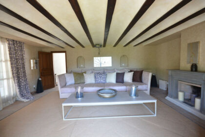 eb19e9ed1582f5aceeae9b1008b6d8e6 - 23