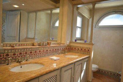 eb19e9ed1582f5aceeae9b1008b6d8e6 - 27