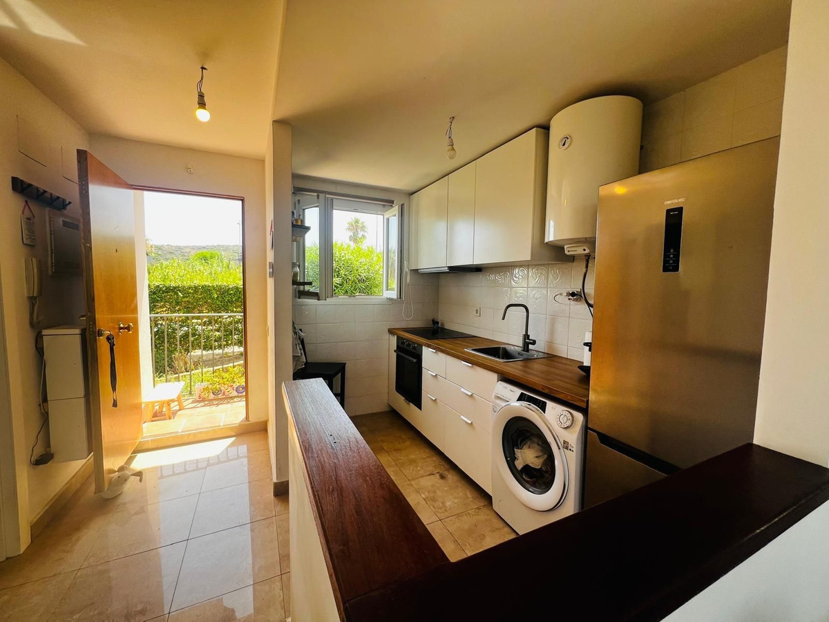 eb33e7c013f7dc2cafb1737298cf1a06 - 11