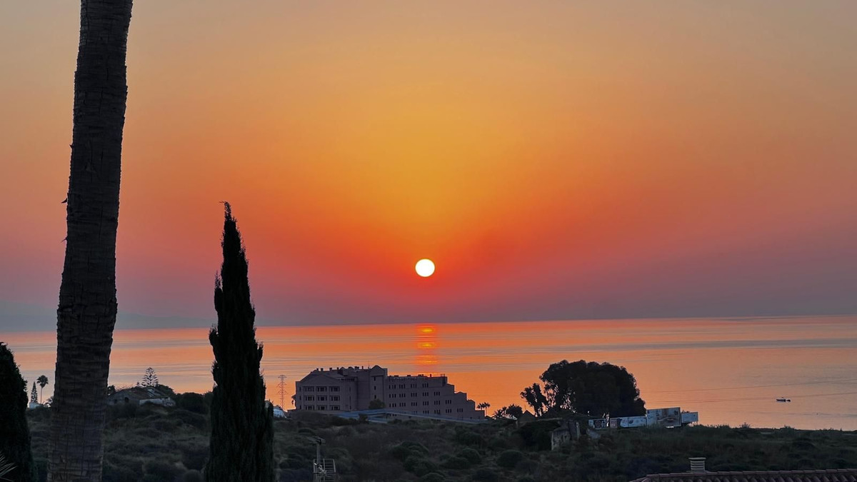 eb33e7c013f7dc2cafb1737298cf1a06 - 20