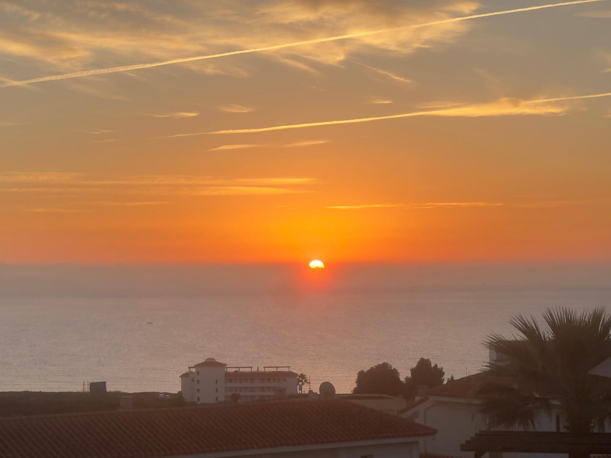 eb33e7c013f7dc2cafb1737298cf1a06 - 21