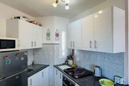 ebdde35c4b355b06e6cfd096293adc54 - 11