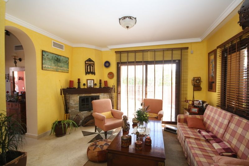 eccc175d4e3841be3747a74891166fe6 - 2