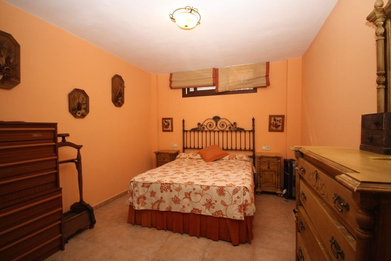 eccc175d4e3841be3747a74891166fe6 - 20