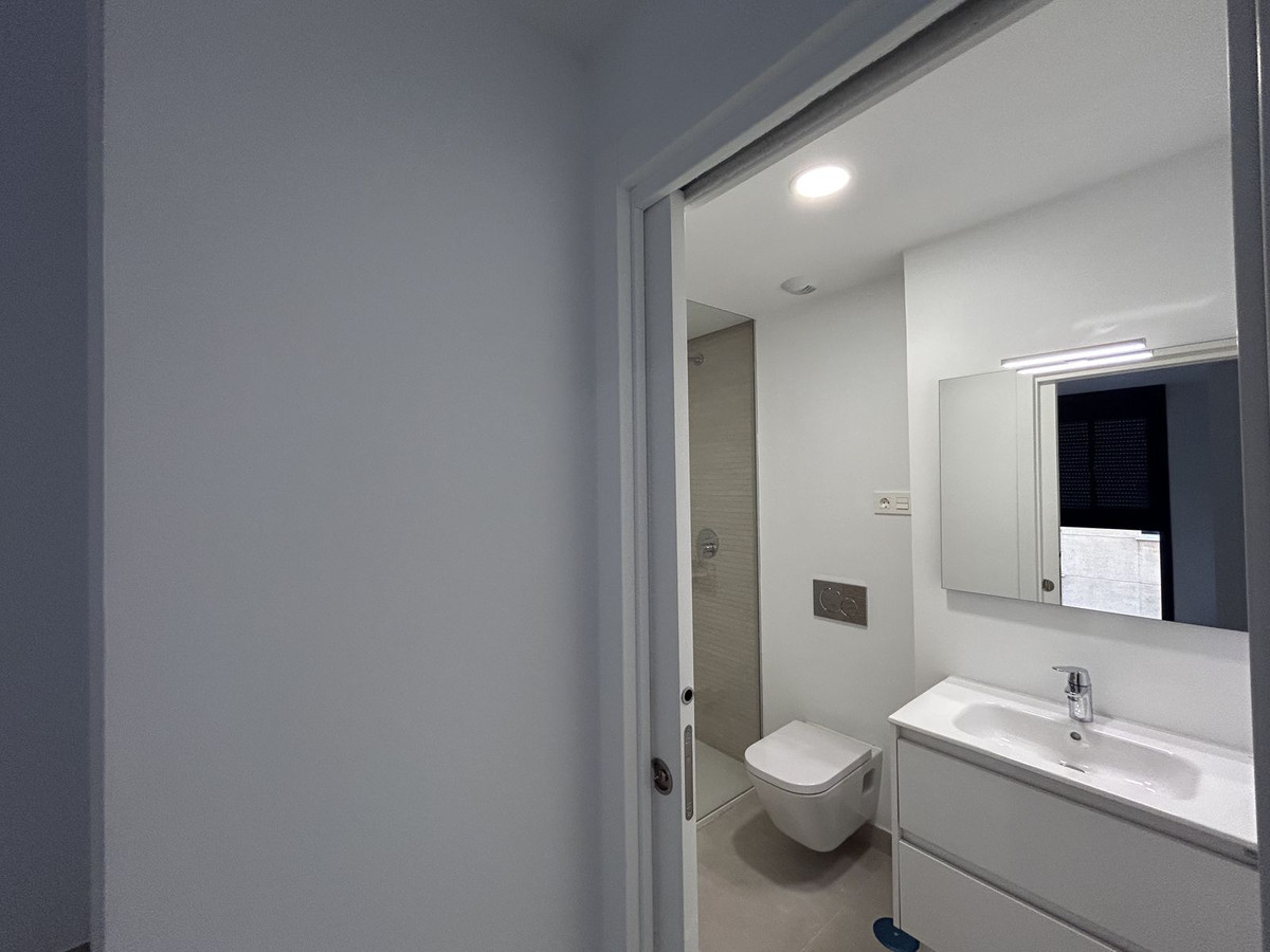 ee139ca55471e285a61f11fcc2d7d817 - 12