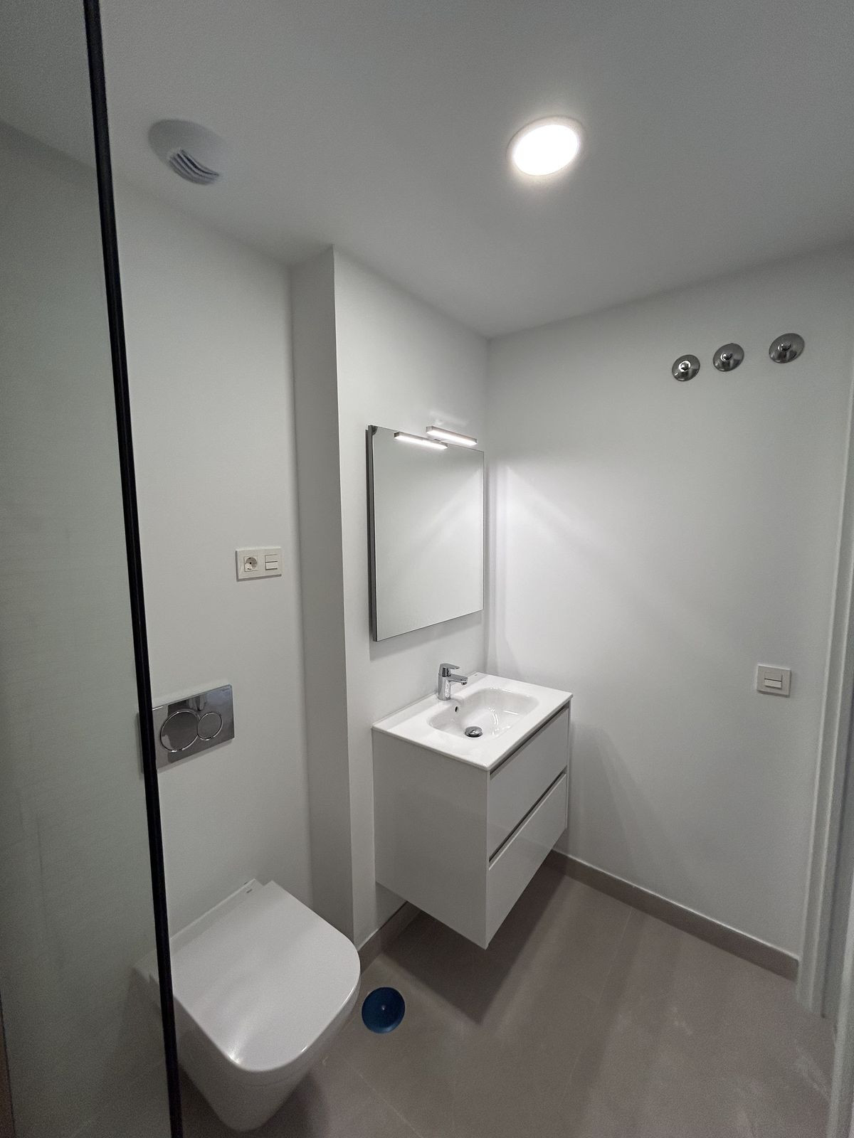 ee139ca55471e285a61f11fcc2d7d817 - 13