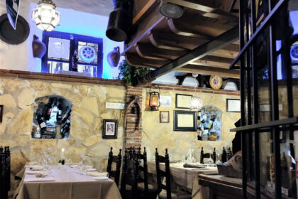 ee3455be0e34f6816cdce4132fe7ba88 - 21