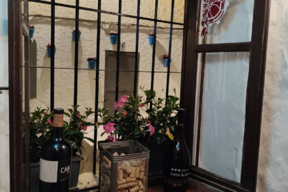 ee3455be0e34f6816cdce4132fe7ba88 - 24