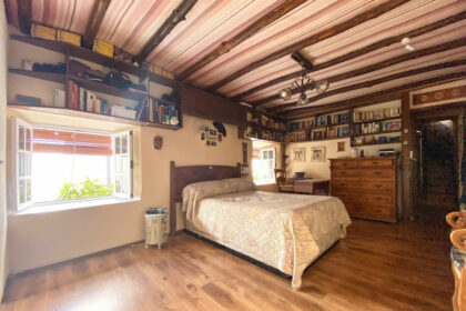 ee3455be0e34f6816cdce4132fe7ba88 - 8