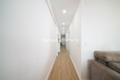 ee8d2ac7ce160e807f43a9b8b1cf279a - 20