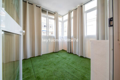 ee8d2ac7ce160e807f43a9b8b1cf279a - 27