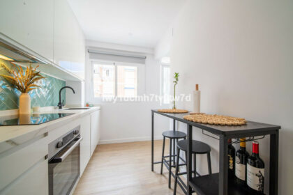 ee8d2ac7ce160e807f43a9b8b1cf279a - 5