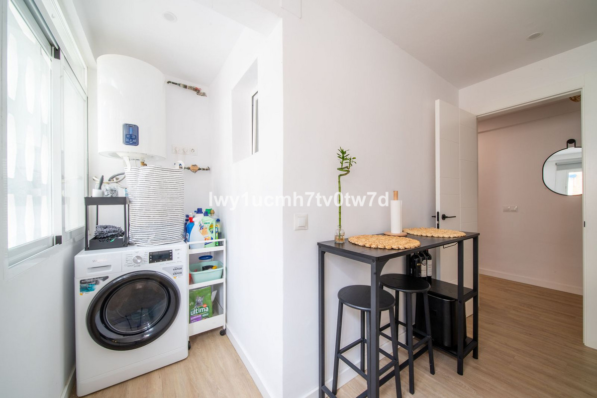 ee8d2ac7ce160e807f43a9b8b1cf279a - 7