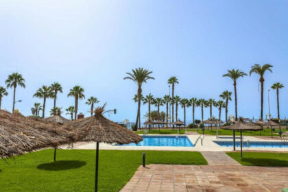 efd96e49b7b3a7fe480b44310724067f - 1