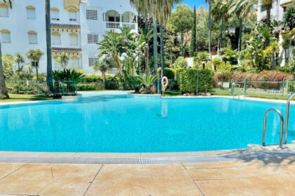 efe8a016eade1069e8bbae7ee8dee5a4 - 2