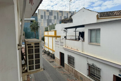 f025cacdb8dd83889199912ff7af0b27 - 8