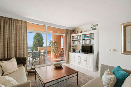 f167d8e5e920f26060040af827541ebb - 12