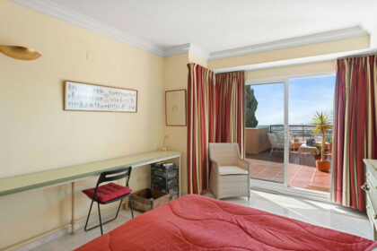 f167d8e5e920f26060040af827541ebb - 16