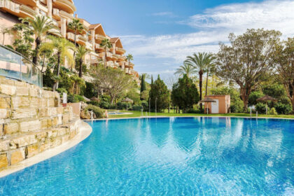 f167d8e5e920f26060040af827541ebb - 24