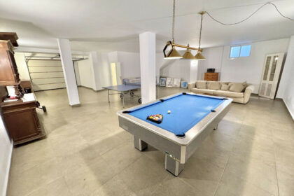 f1c0b03549e1819377e8f55cfb8e3807 - 12