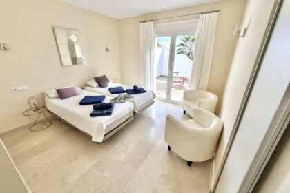 f1c0b03549e1819377e8f55cfb8e3807 - 15