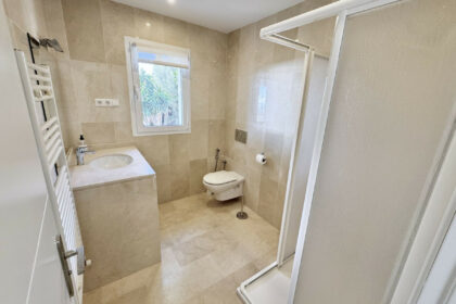 f1c0b03549e1819377e8f55cfb8e3807 - 22