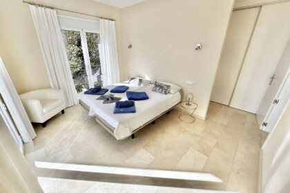 f1c0b03549e1819377e8f55cfb8e3807 - 23