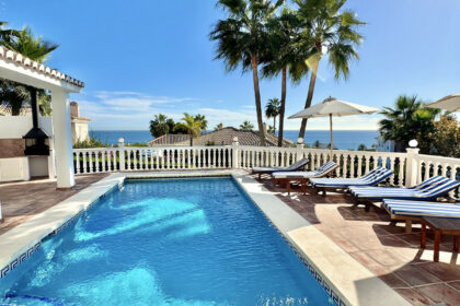 f1c0b03549e1819377e8f55cfb8e3807 - 4