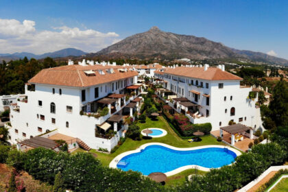 f21917bf852672cbfc6cba2609713e1f - 1