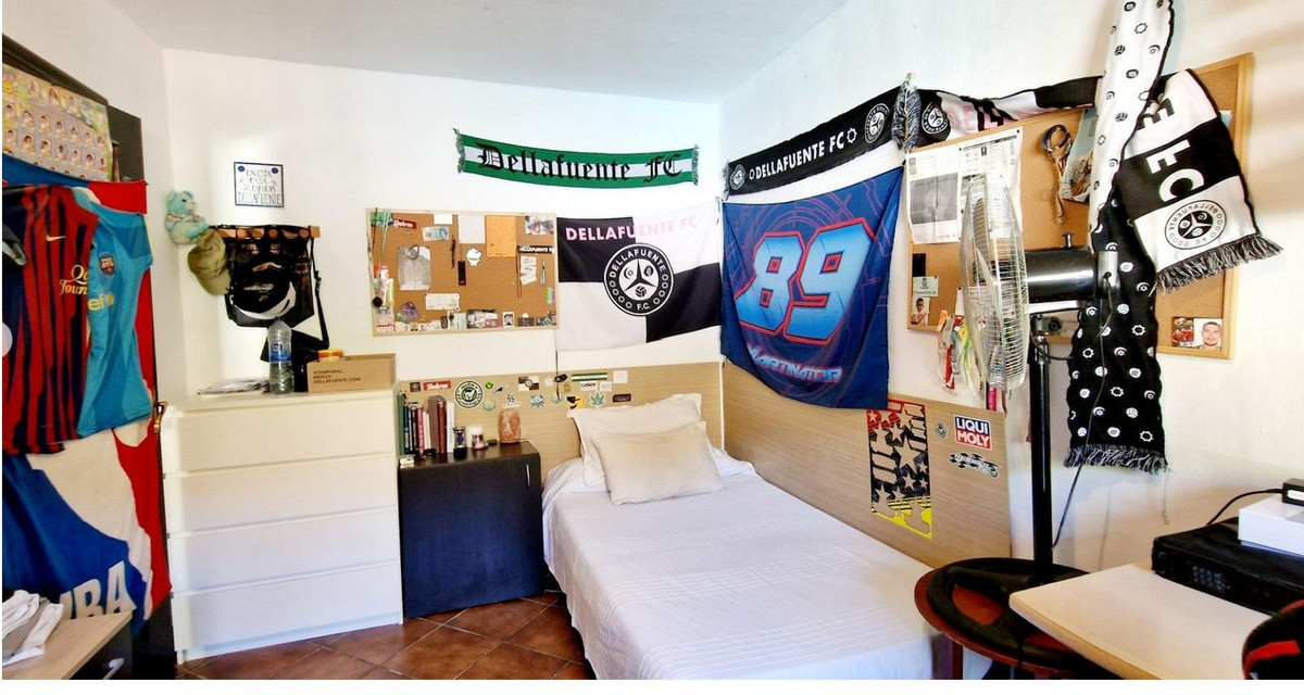 f25778ceac0a63ef008d6e15ae128fb8 - 18