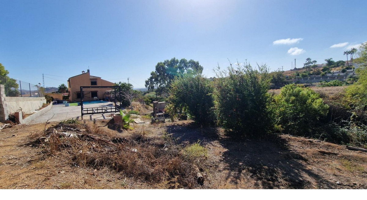 f25778ceac0a63ef008d6e15ae128fb8 - 19