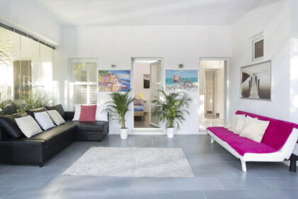 f3ddee8d9570f780496a8950ce69d4cd - 12