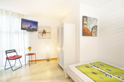 f3ddee8d9570f780496a8950ce69d4cd - 15