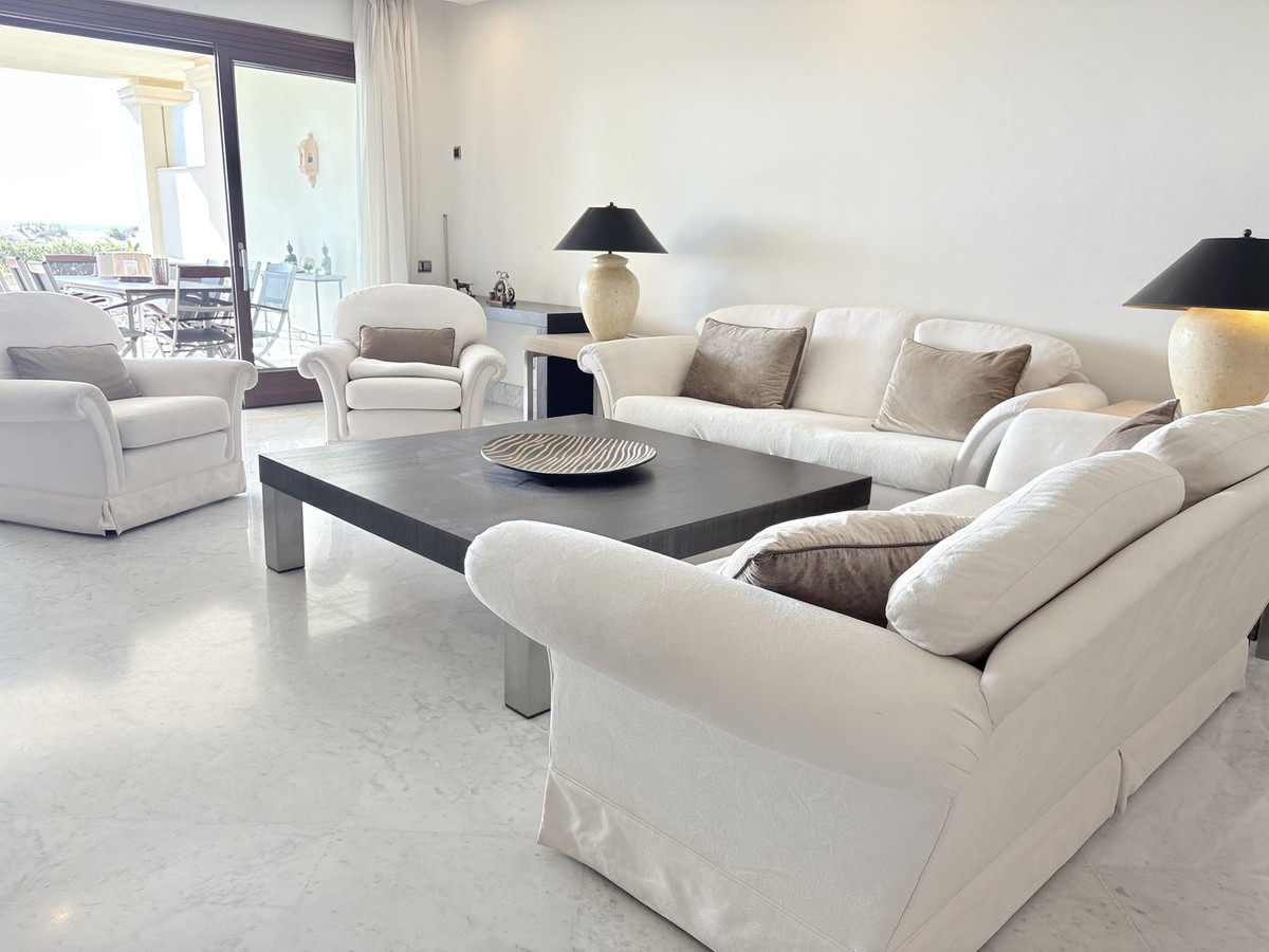 f41e44ceb2d374e726546362f7d5356e - 10