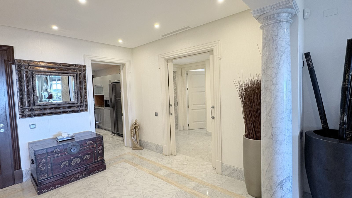 f41e44ceb2d374e726546362f7d5356e - 12