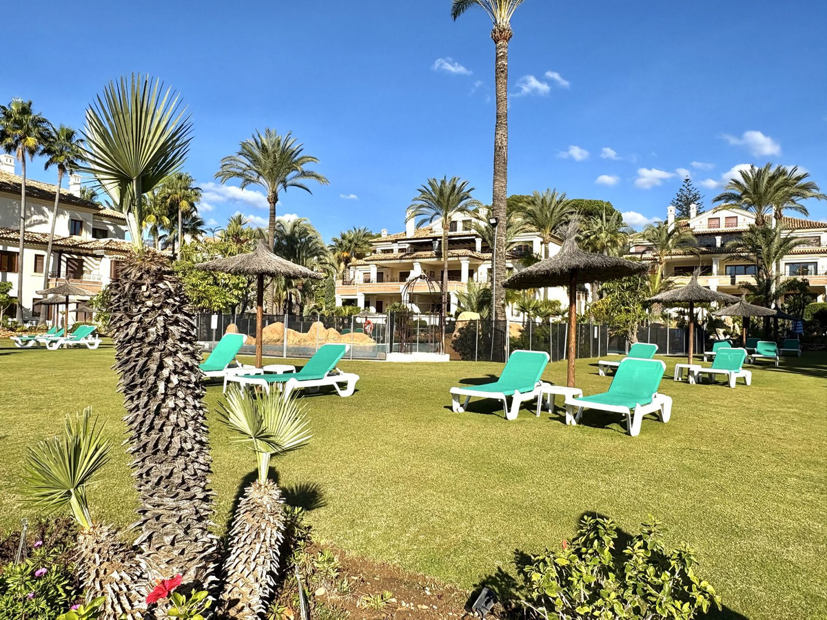 f41e44ceb2d374e726546362f7d5356e - 28