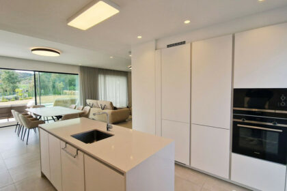 f54efa8ebf1115f2f30b93e0c582b5b1 - 10