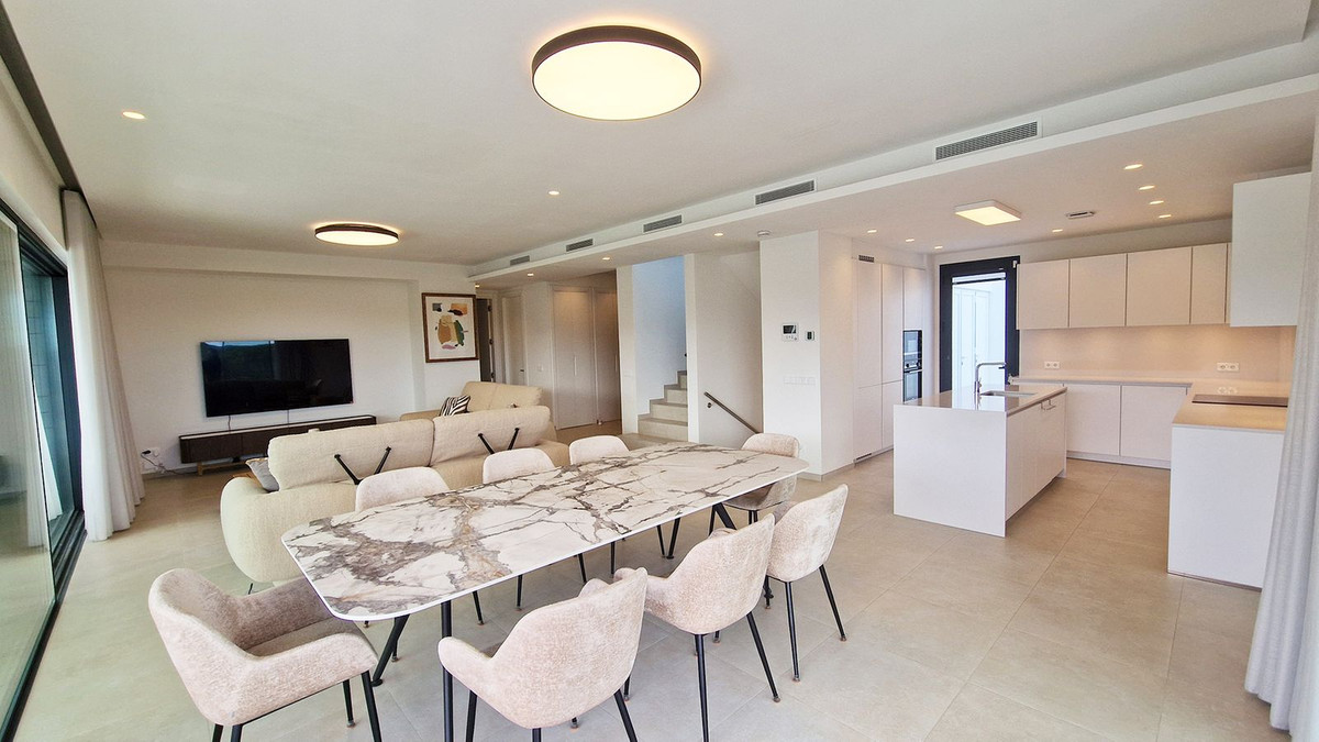 f54efa8ebf1115f2f30b93e0c582b5b1 - 11