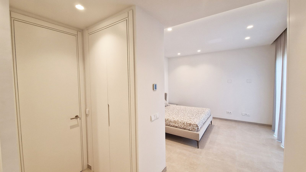 f54efa8ebf1115f2f30b93e0c582b5b1 - 18