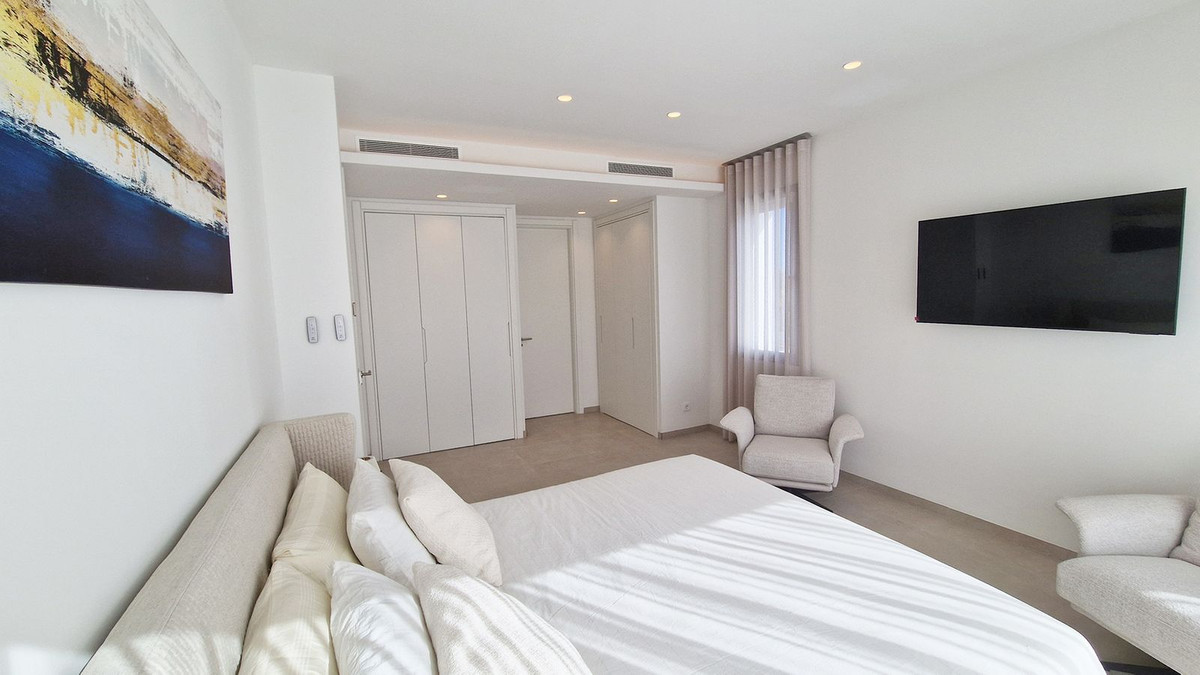 f54efa8ebf1115f2f30b93e0c582b5b1 - 26