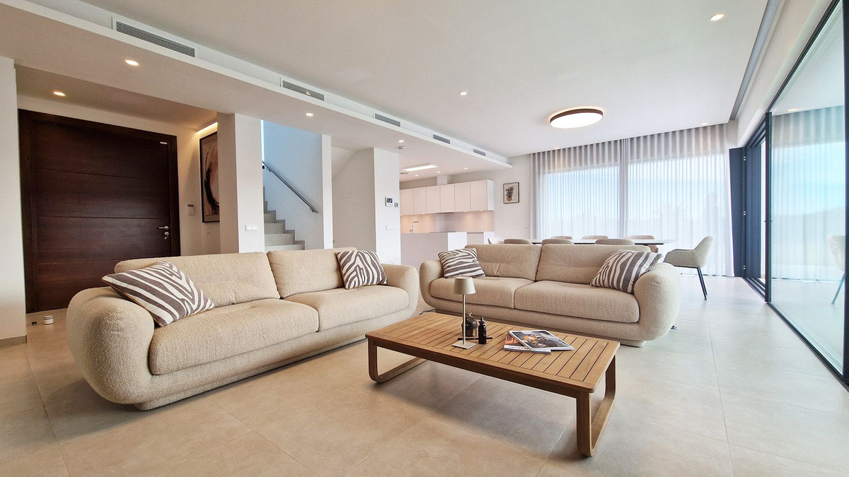 f54efa8ebf1115f2f30b93e0c582b5b1 - 3