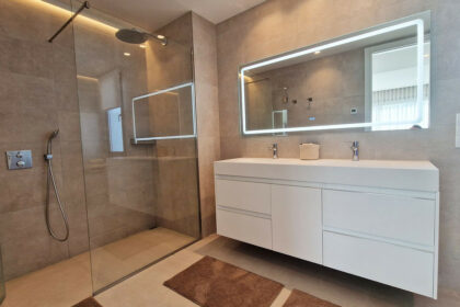 f54efa8ebf1115f2f30b93e0c582b5b1 - 30