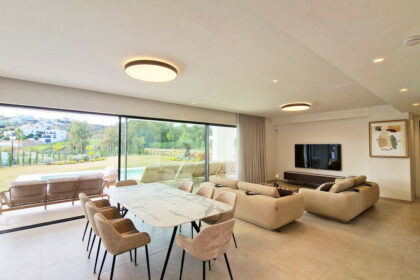 f54efa8ebf1115f2f30b93e0c582b5b1 - 5