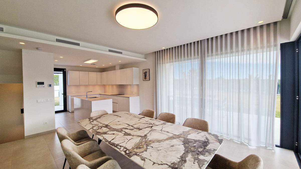 f54efa8ebf1115f2f30b93e0c582b5b1 - 6