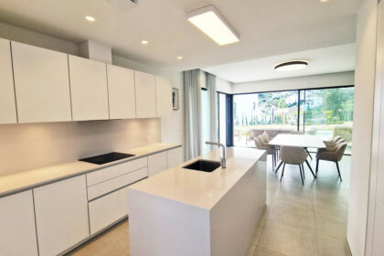 f54efa8ebf1115f2f30b93e0c582b5b1 - 9