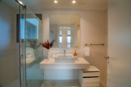 f56473053442a623b66ee793801541fe - 12